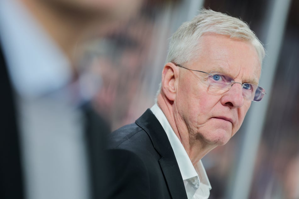 Chefcoach Kari Jalonen (65) und die Kölner Haie gehen in Zukunft getrennte Wege.