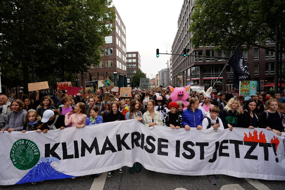 Fridays for Future Hamburg hat immer wieder Druck auf der Straße für strengeren Klimaschutz gemacht.