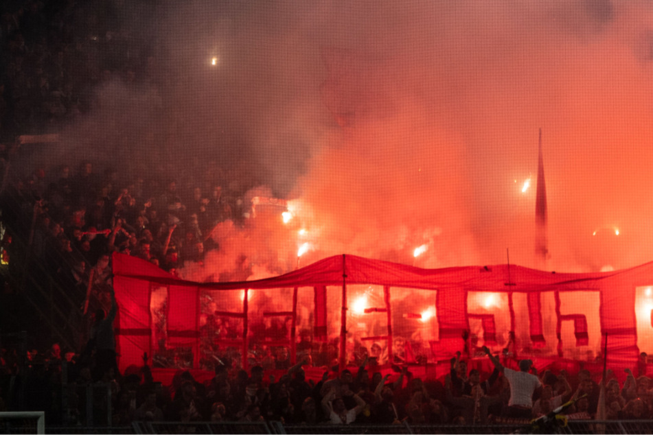1. FC Köln hilft dem DFB! Effzeh identifiziert Chaoten nach Bengalo-Hölle in Dortmund