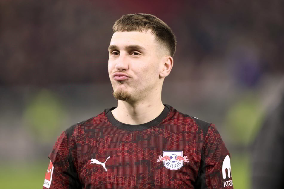 Brajan Gruda (21) kann bislang nur individuell trainieren. Ein Einsatz am Samstag gegen Gladbach ist fraglich.