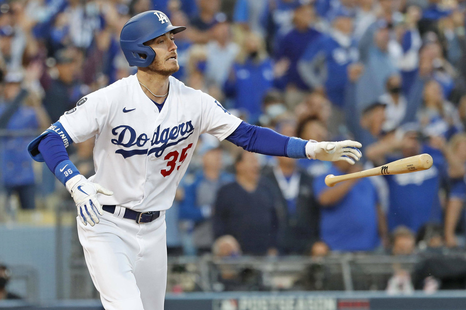 Cody Bellinger of the Dodgers hit a three-run homer in the eighth inning of game three on Tuesday night.