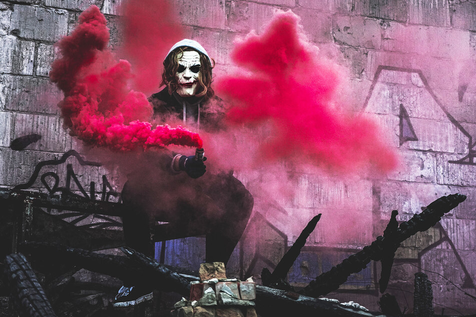 Der anfangs Unbekannte schminkte sich wie der "Joker". (Symbolbild)
