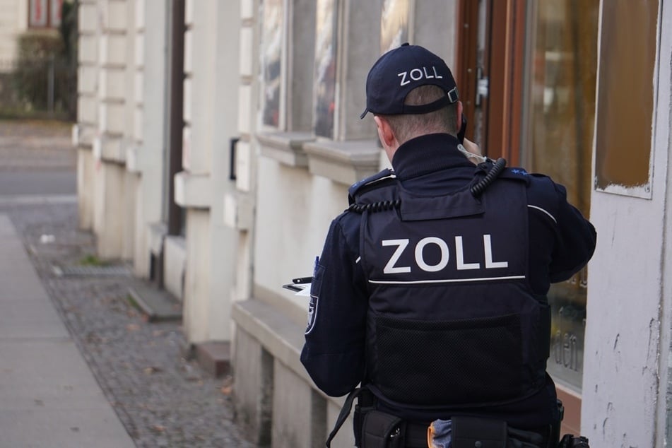 Der "Task Force Clan" gehören ebenfalls Einheiten des Zollfahndungsdienstes an.