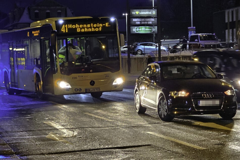 Busunfall in Chemnitz: Fahrgast stürzt und wird schwer verletzt