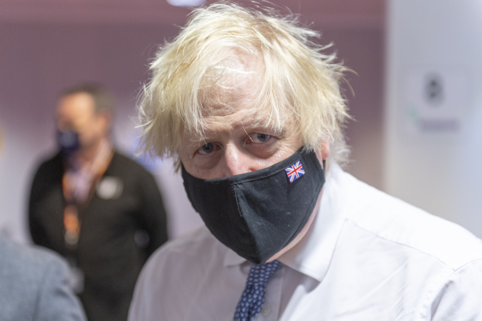Großbritanniens Premierminister Boris Johnson (57) zeigte sich in seiner Neujahrsansprache optimistisch. Er warnte aber auch nochmal vor Corona und forderte alle Briten auf, sich impfen oder boostern zu lassen.