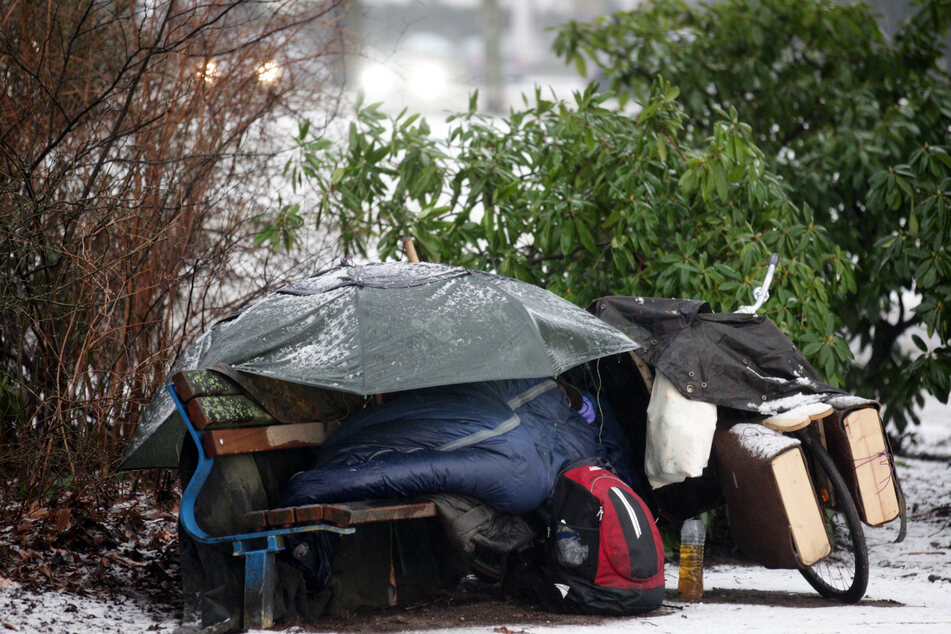 Die Zahl an Wohnungslosen in Chemnitz steigt weiter an. Obdachlose Menschen, die sich nicht behördlich melden, werden auch nicht erfasst.