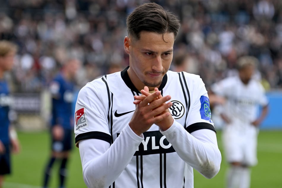 Nachdem ein erstes Angebot der Frankfurter abgelehnt worden war, scheint es jetzt eine Einigung mit der SV Elversberg über einen Wechsel von Younes Ebnoutalib (22) zu geben.