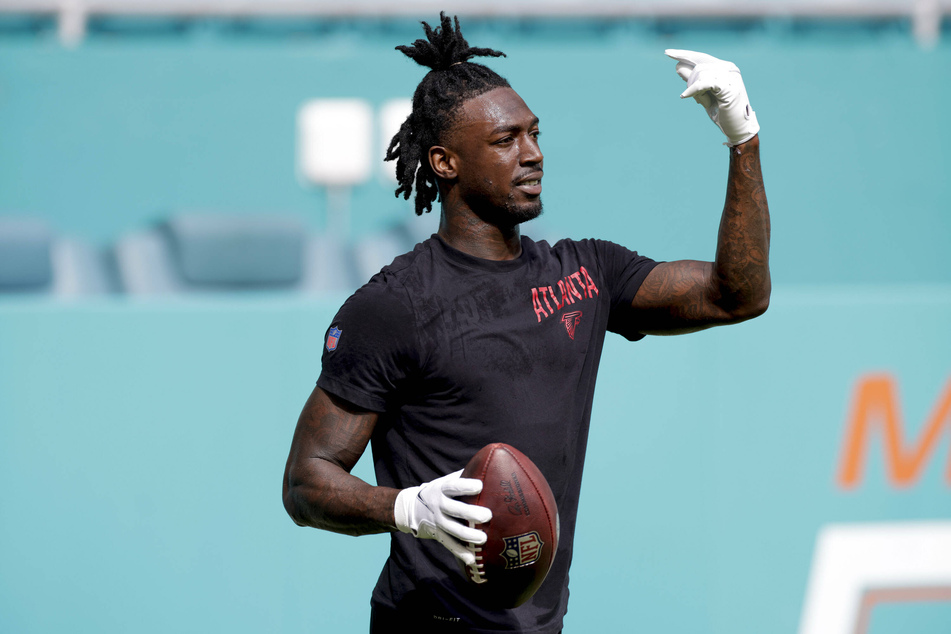 Atlanta Falcons wide receiver Calvin Ridley will not play in the 2022 NFL season.