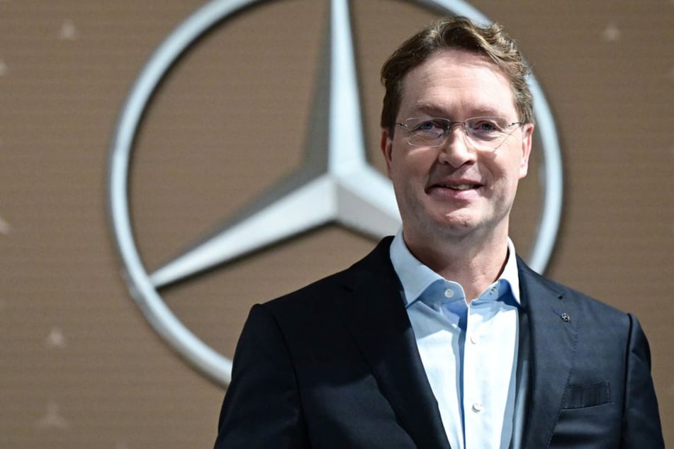 Nach Gewinneinbruch: Mercedes-Chef verdient deutlich weniger