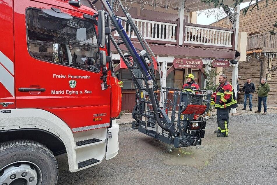 Ein Feuerwehrauto auf dem Gelände der "Pullman City" weckt böse Erinnerungen an den Großbrand von 2024.