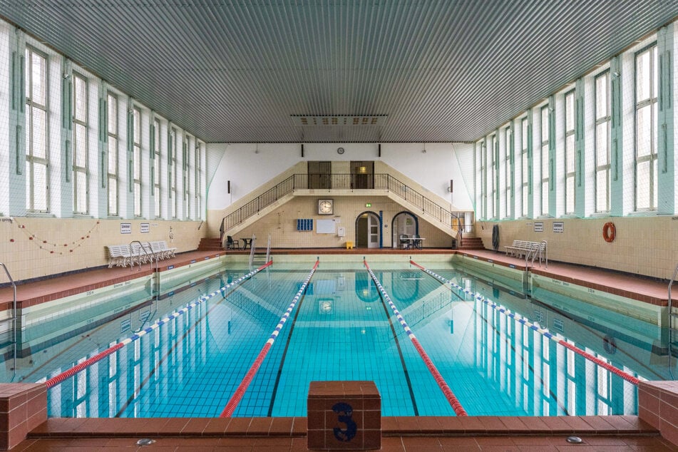 Die Halle macht einen gepflegten Eindruck, verfällt aber im Inneren immer mehr.