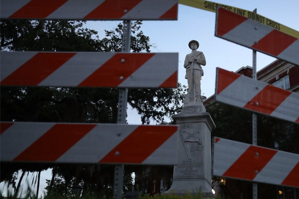 Florida Republicans want to allow citizens to sue over Confederate monuments