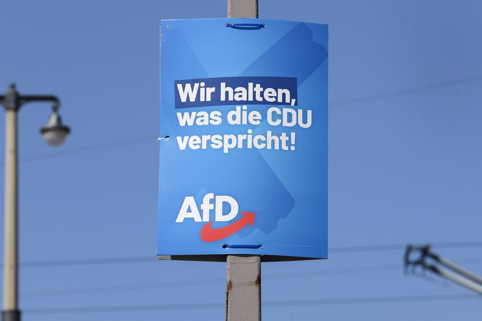 Schüsse von rechts außen: Noch vertritt die CDU die Position "Mit denen nicht!". Der Beschluss wird aber immer öfter umgangen.