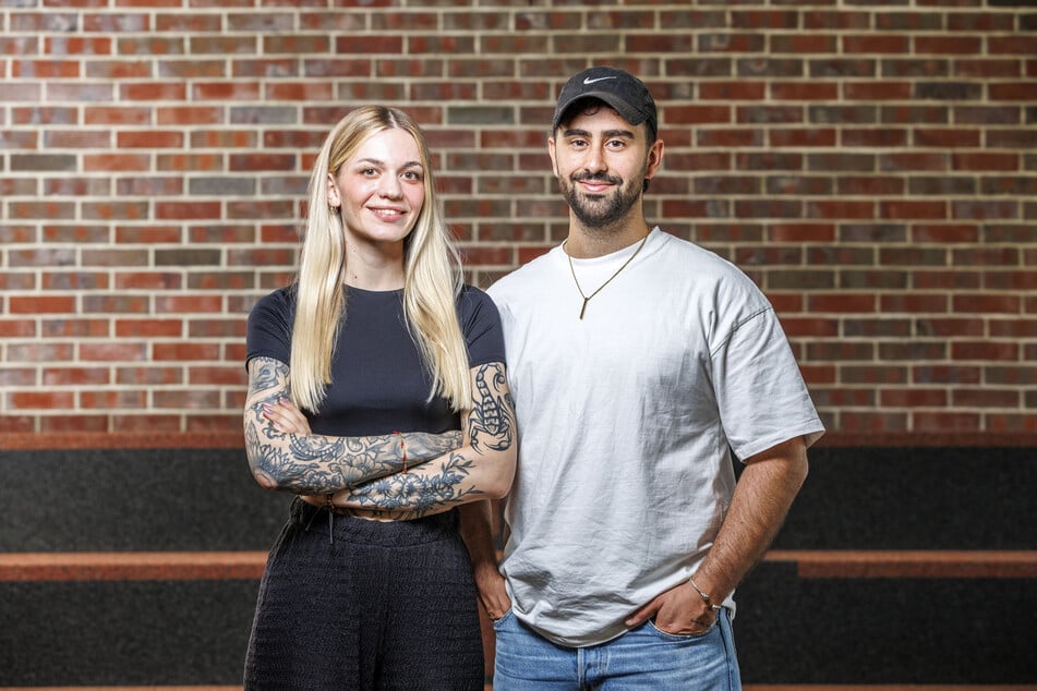 Die TAG24-Mitarbeiter Lisa Baumann (29) und Julien Röder (28) werden "Hope for Future" auf ihrer Reise sowie danach auf Social Media unter "twohearts.forpaws" begleiten und unterstützen.