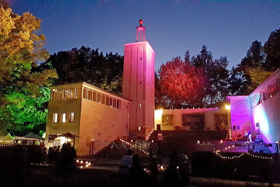 Auf der Küchwaldbühne gibt es heute ein Jazz-Konzert.