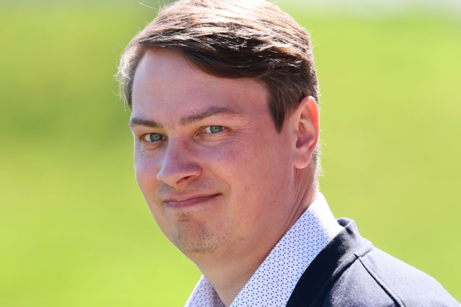 FSV-Geschäftsführer André Beuchold spart eine mittlere fünfstellige Summe, weil er keine Unterlagen für die 3. Liga abgegeben hat.