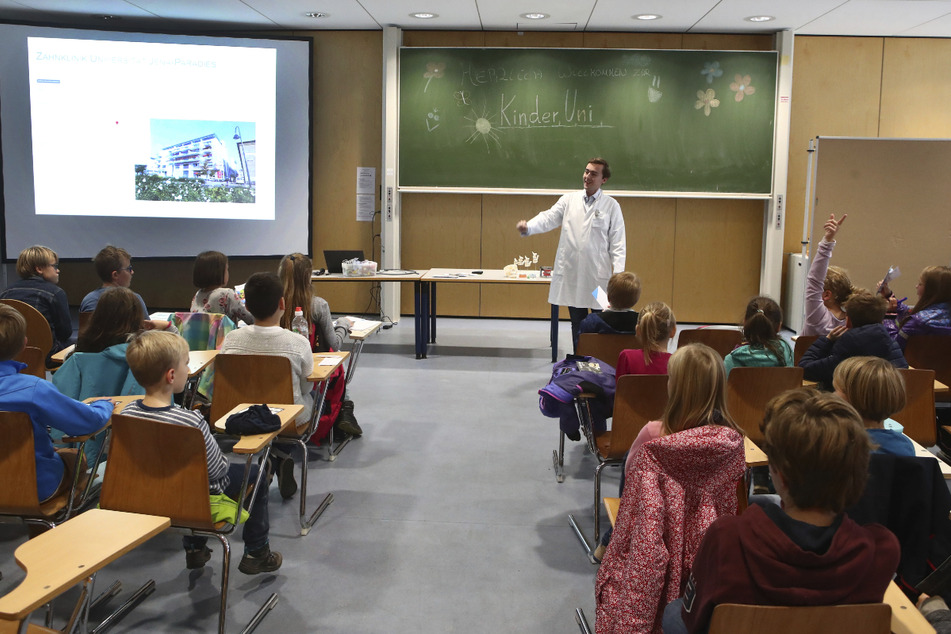Vor dem Lockdown waren die Kinderuniversitäten sehr gut nachgefragt. Aus diesem Grund soll das Projekt wieder aufleben.