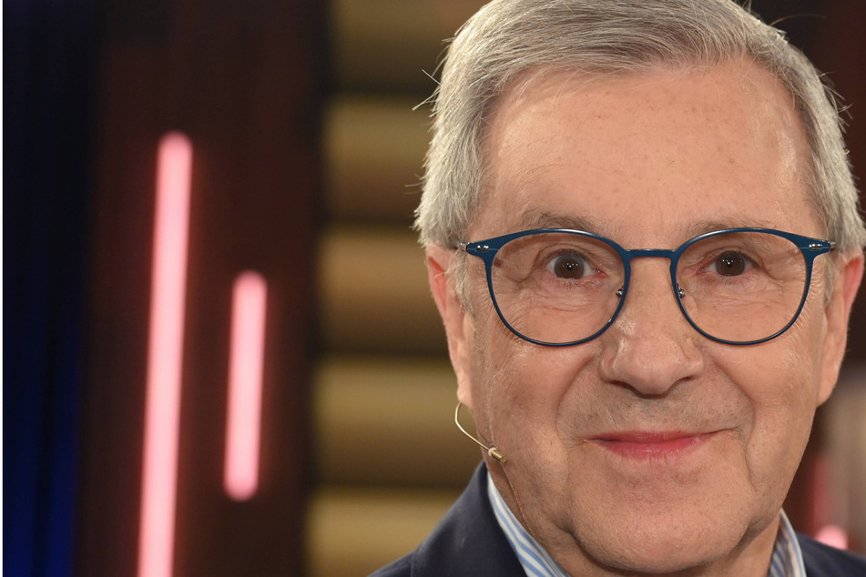 Dresden: Gala der Volkssolidarität Dresden: Jan Hofer springt für kranken Llambi ein