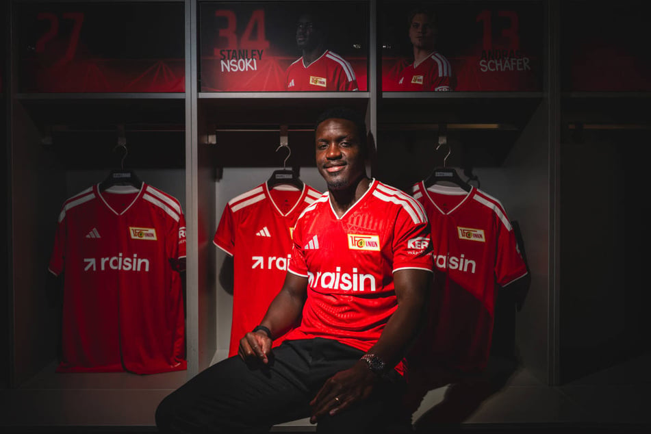 Stanley Nsoki wird auch in der kommenden Spielzeit mit der Rückennummer 34 bei den Eisernen auflaufen.