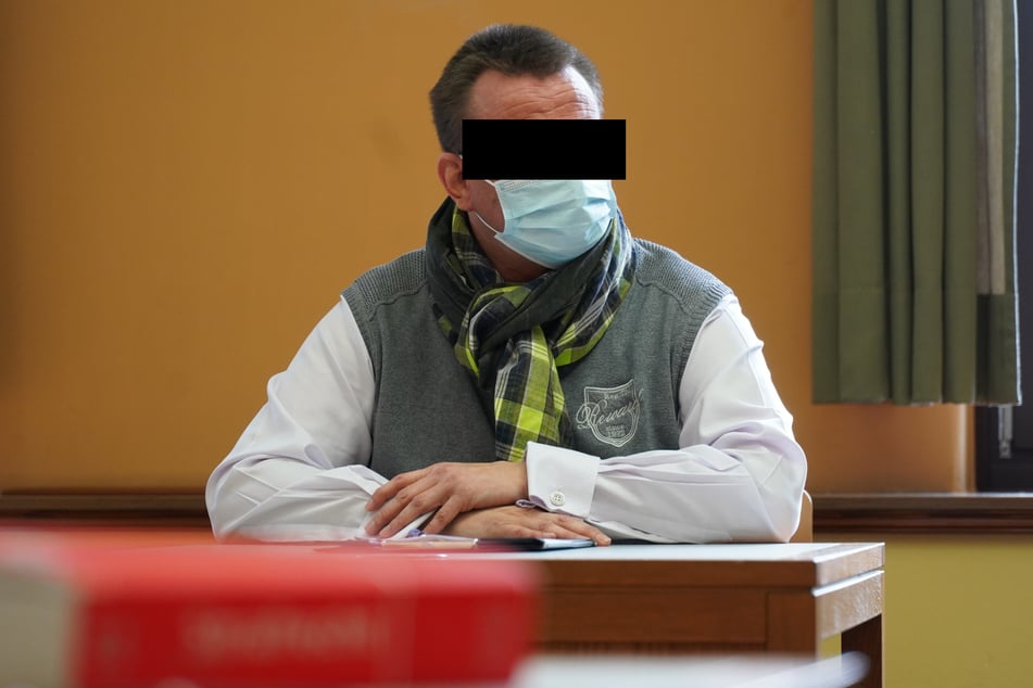 Alexander S. (49) musste im Amtsgericht Rede und Antwort stehen.