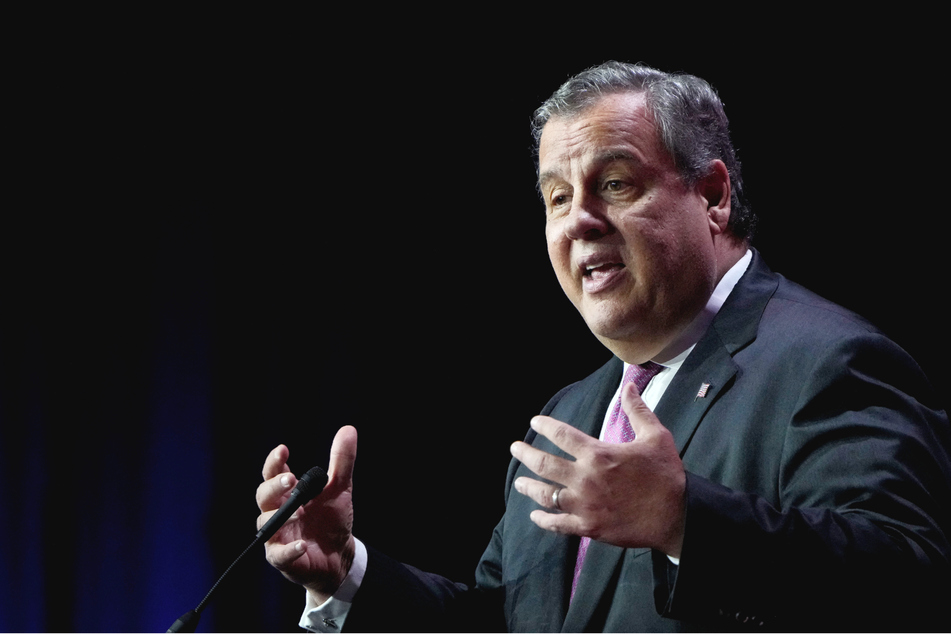 Chris Christie held a town hall event in New Hampshire on Tuesday, where he criticized Donald Trump and expressed support for Ukraine.