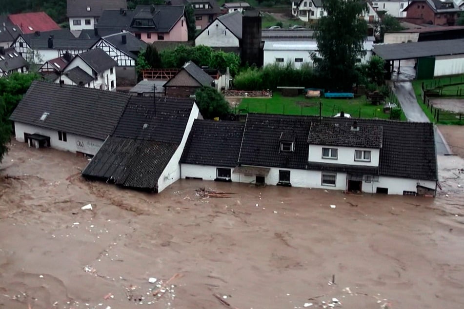 Mit besserer Vorbereitung und einem planvolleren Vorgehen hätten aller Wahrscheinlichkeit nach bei der Flutkatastrophe viele Menschenleben gerettet werden können.
