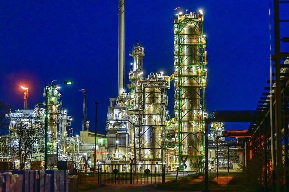 Die PCK-Raffinerie in Schwedt soll zukünftig auch über Rohöl-Lieferungen aus Polen versorgt werden.