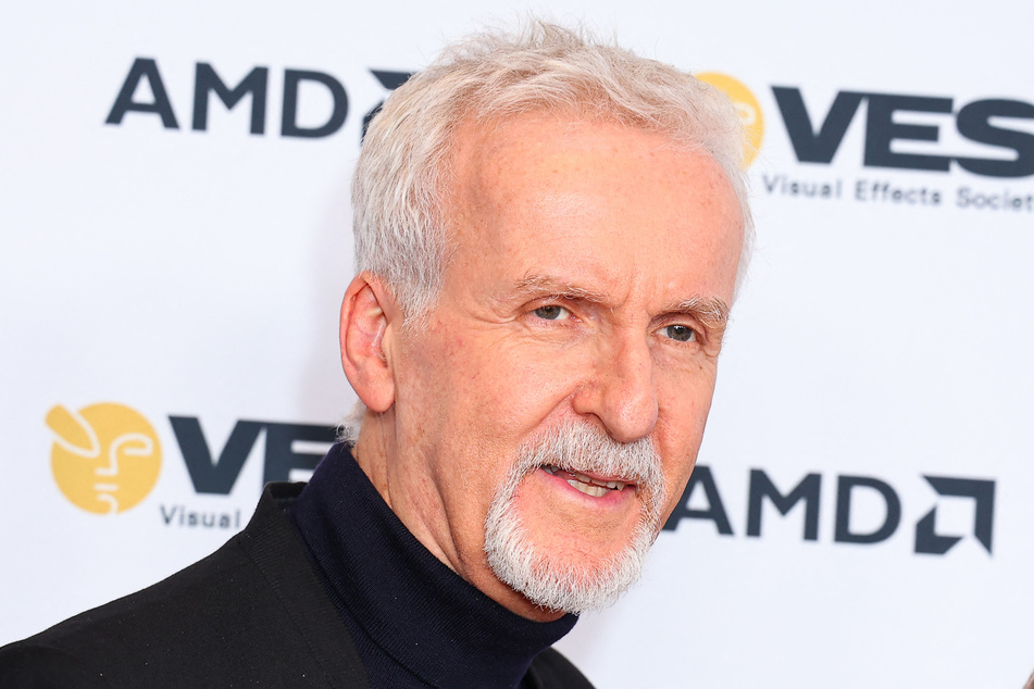 Auch Regisseur James Cameron (68) gehört zu den Linkshändern.