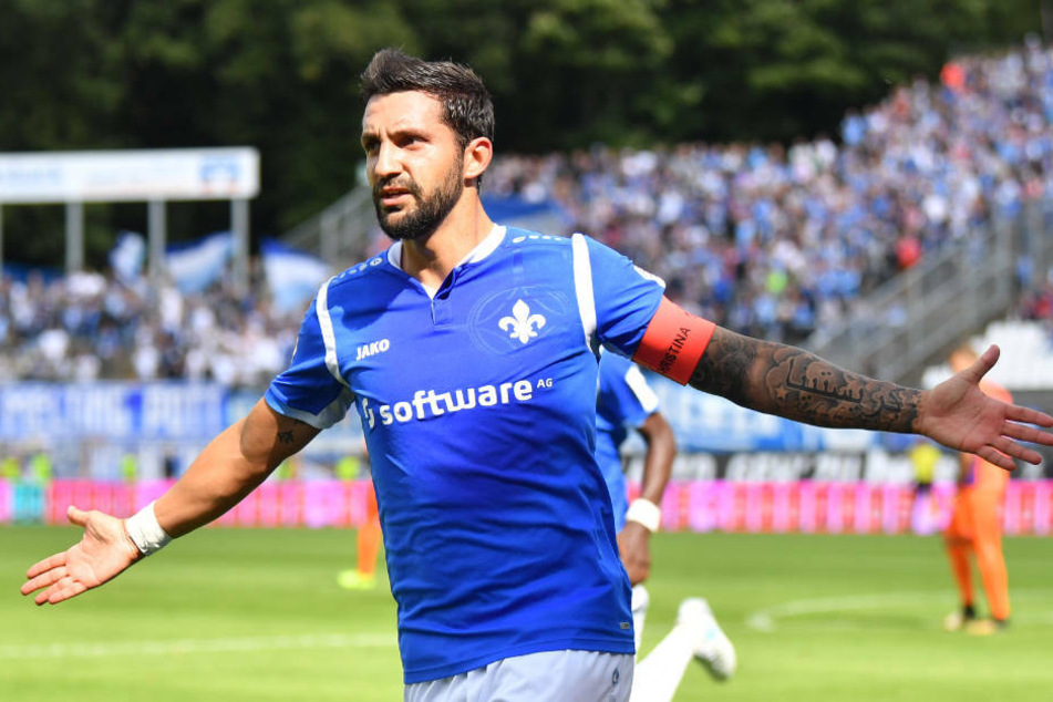 Seine größten Erfolge feierte Aytac Sulu (36) beim SV Darmstadt 98. Mit den Lilien stieg er als Kapitän 2015 überraschend in die 1. Bundesliga auf und hielt ein weiteres Jahr die Klasse.