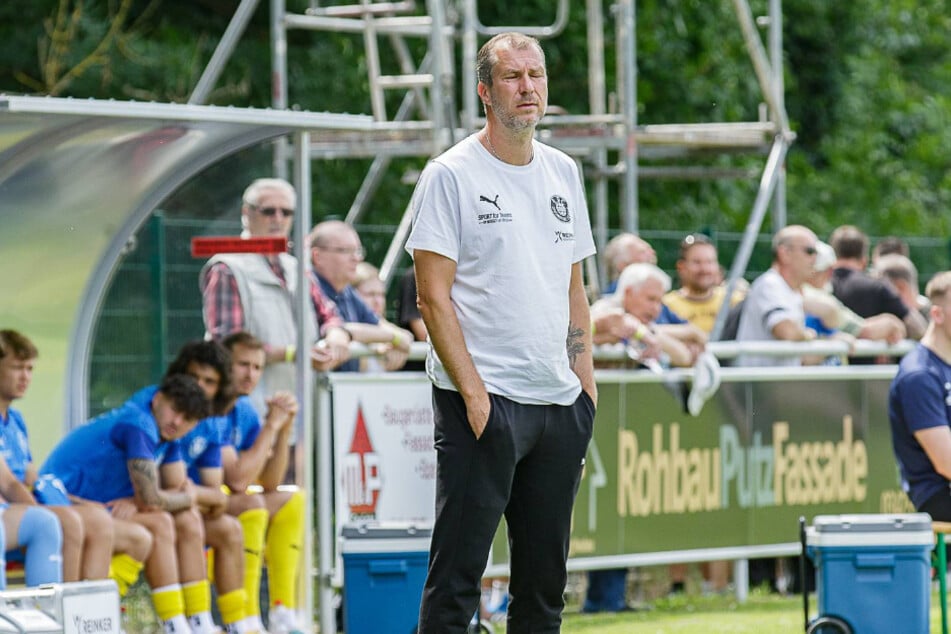 Beim 1. FC Lokomotive Leipzig neu an der Seitenlinie: Trainer Jochen Seitz (47).