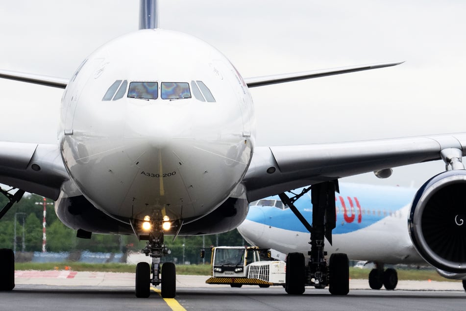 Passagiermaschinen am Flughafen Frankfurt: Auf dem Areal des Airports ist es zu mehreren Malaria-Infektionen gekommen. (Archivbild)