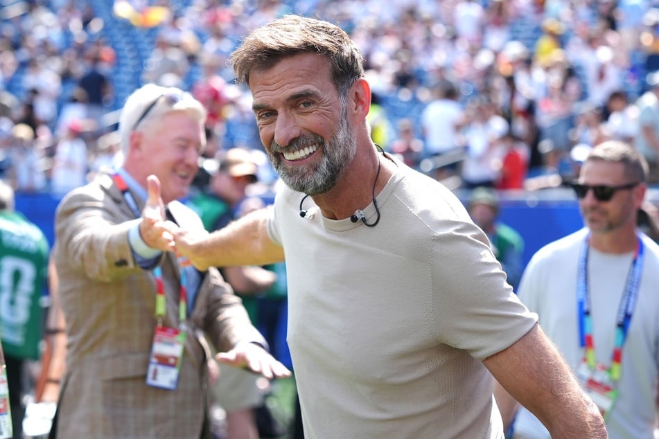 Überraschende News aus seinem Umfeld: Jürgen Klopp kann sich das Bundestrainer-Amt vorstellen!