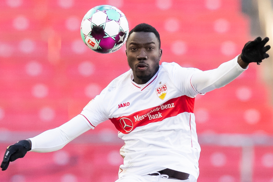 Seine Dribbelkünste braucht der VfB Stuttgart im Abstiegskampf: Silas Katompa Mvumpa (23).
