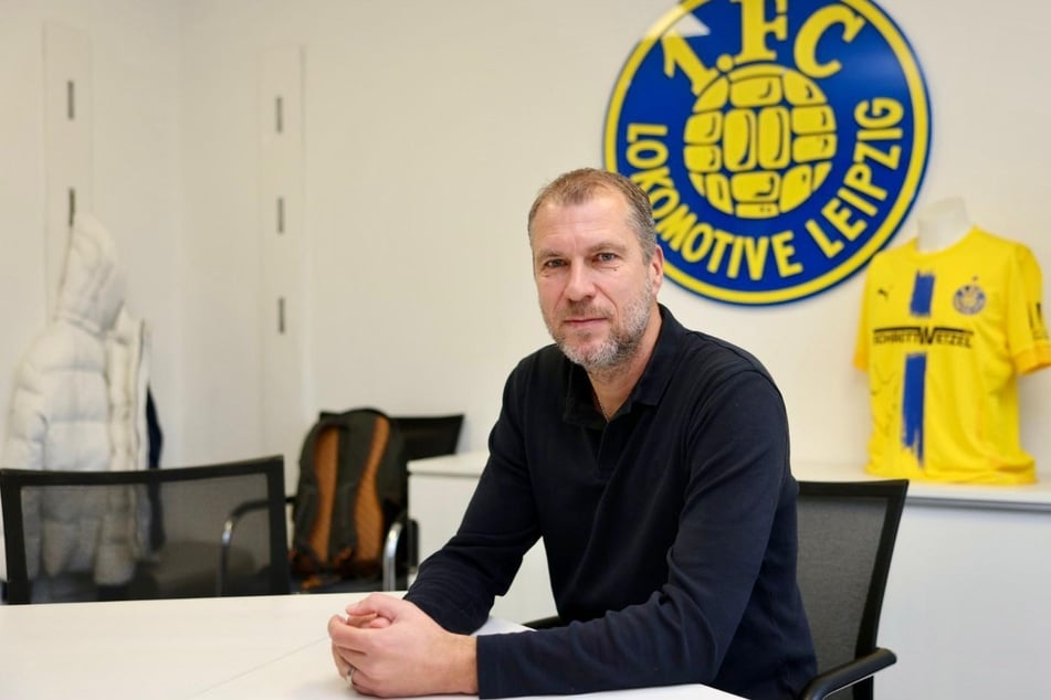 Seit einem halben Jahr ist Jochen Seitz (48) Trainer beim 1. FC Lokomotive Leipzig. Dass es so schnell so erfolgreich werden würde, damit hatte auch er nicht gerechnet.