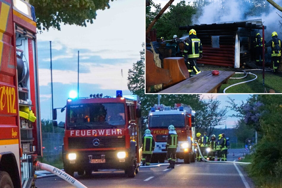 Zeugen sehen schwarze Rauchsäule und rufen Feuerwehr: Holzhaus brennt komplett aus