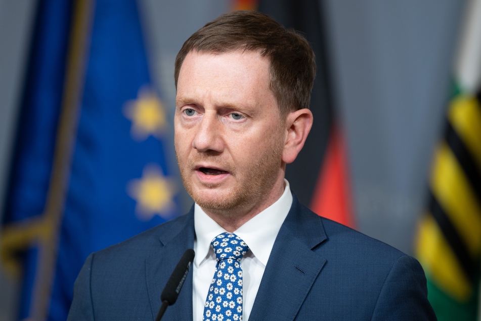 Sachsens Ministerpräsident Michael Kretschmer (46, CDU) möchte die Schulen offen halten. (Archivbild)