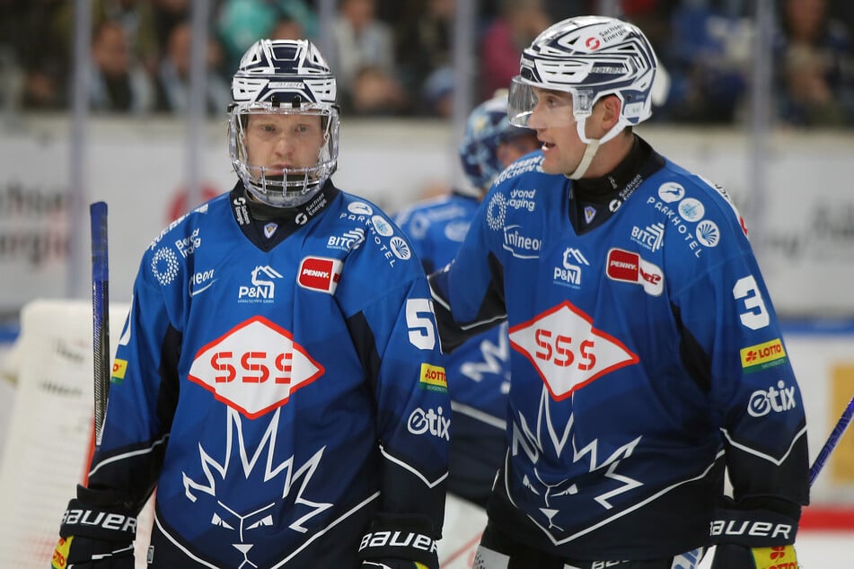 Emil Johansson (l.) war nach dem 2:5 bedient.