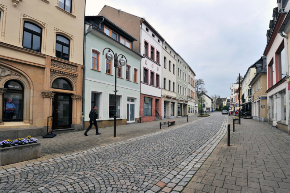 Leerstand und Tristesse regieren in der Glauchauer Fußgängerzone, der Leipziger Straße.