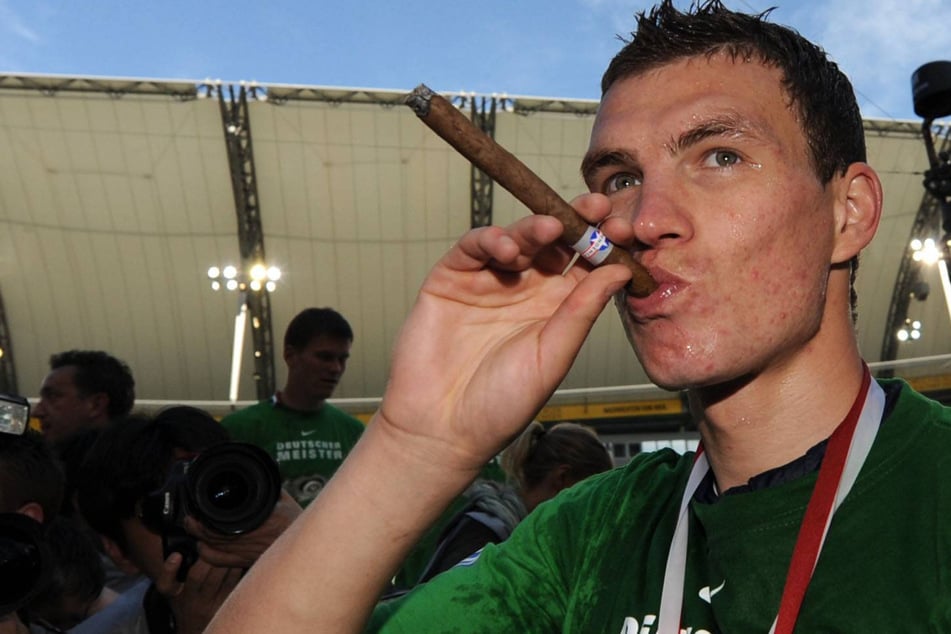 Transfer-Kracher bahnt sich an! Fußball-Star Džeko wohl vor Wechsel in die 2. Bundesliga