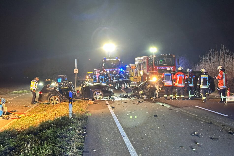 Bei einem schweren Unfall auf der B3 im Ortenaukreis sind vier Menschen verletzt worden.