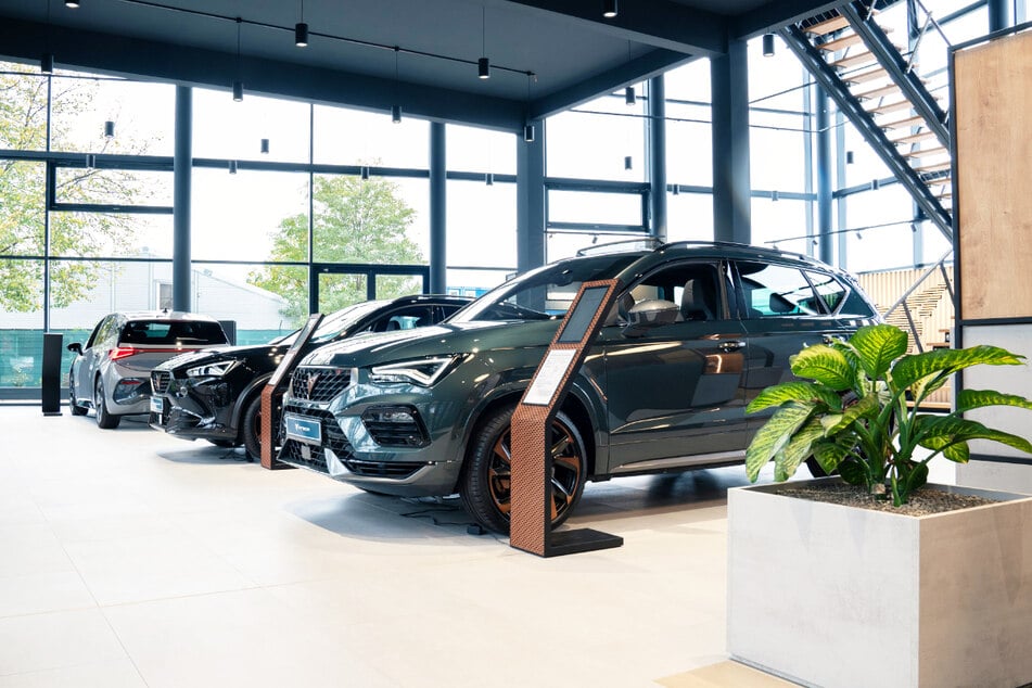 Die CUPRA Garage Dresden hat SEAT Ibiza und Arona Neuwagen zu attraktiven Konditionen im Angebot.