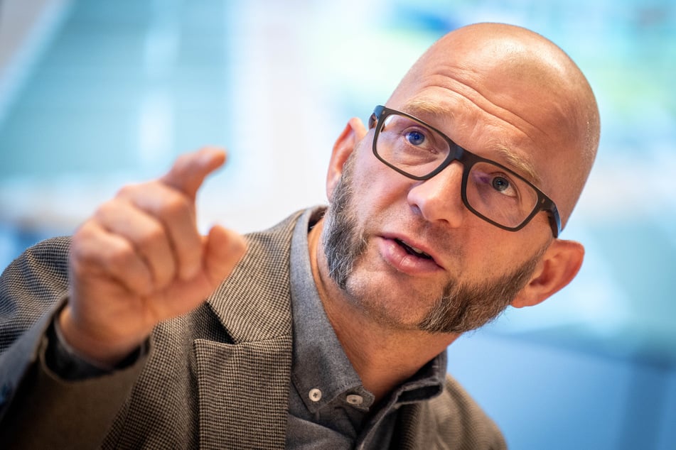 Baubürgermeister Thomas Kütter (50, parteilos) legte die Bilanz der KuHa-Bauten vor.