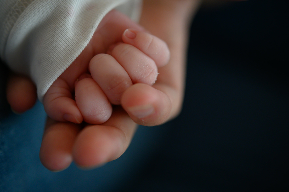 Zwilling im Mutterleib totgespritzt: Klinik-Ärzte bekommen erneut Bewährung