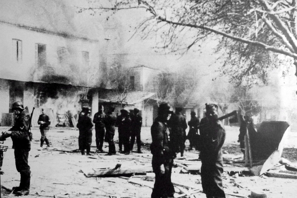 Das Massaker von Distomo war eines der brutalsten Kriegsverbrechen in Griechenland. SS-Truppen plünderten am 10. Juni 1944 das Dorf und richteten 218 Einwohner - darunter 40 Kinder und Babys - hin.