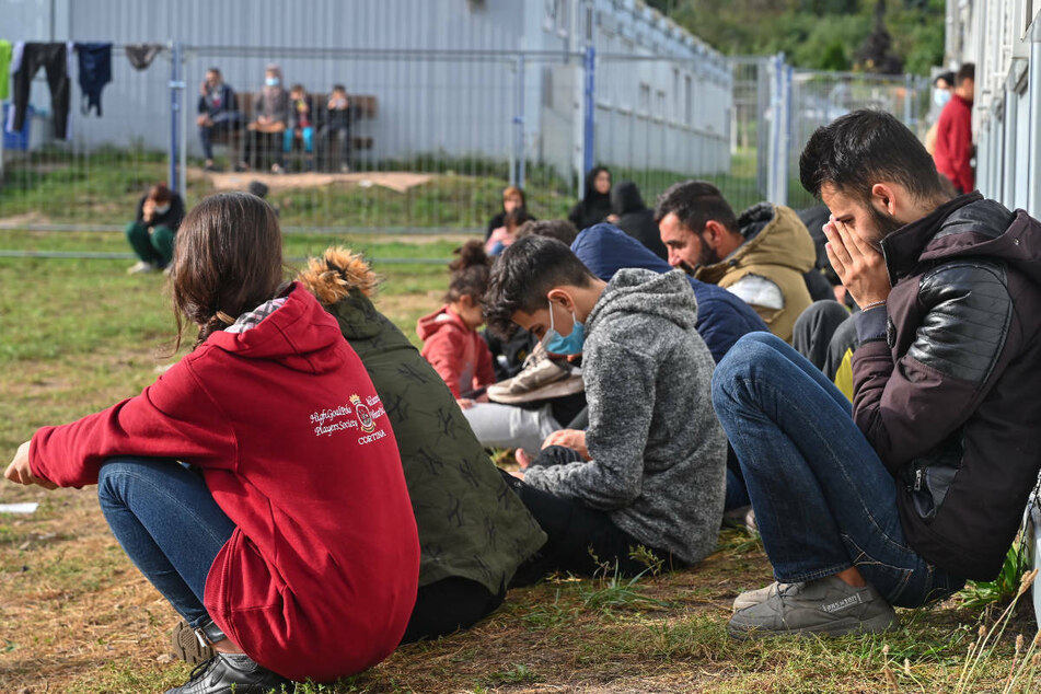 Flüchtlingsstrom reißt nicht ab: Wieder rund 700 Migranten aufgegriffen
