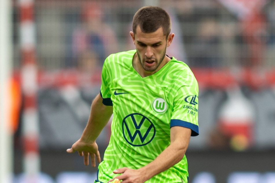 Bartol Franjic (23) spielt beim VfL Wolfsburg keine große Rolle. Nun soll der HSV an einer Leihe des kroatischen U21-Nationalspielers interessiert sein.