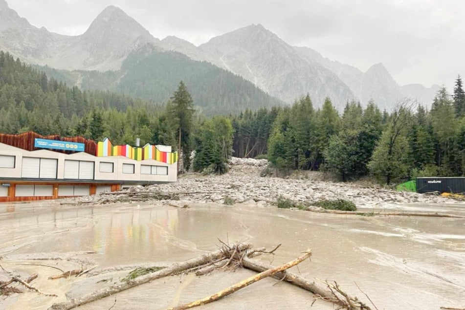 Trotz der Wasser- und Geröllmassen hielt sich der Schaden in Grenzen.