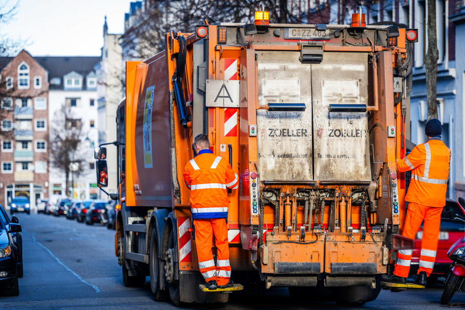 Zwei Tage keine gesicherte Müllabholung in Chemnitz: ver.di hat für Donnerstag zu einem zweitägigen Warnstreik aufgerufen. (Symbolbild)