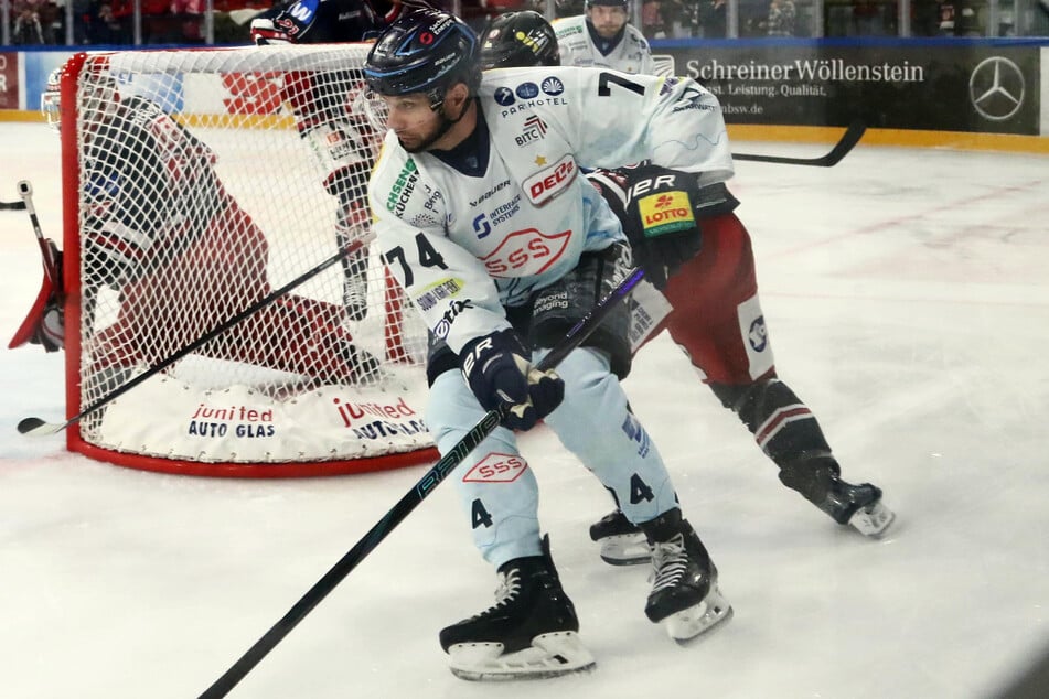 Eislöwe Tomas Sykora erstickte mit seinem Tor die kleine Hoffnung der Landshuter im Keim.