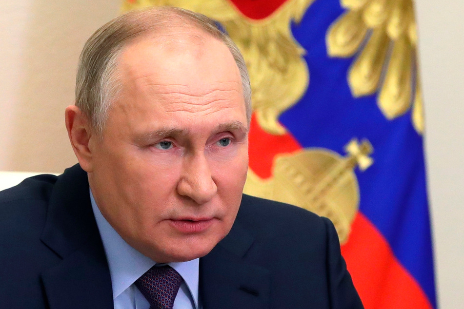 Russlands Präsident Wladimir Putin (69) lässt weiter die Muskeln spielen.